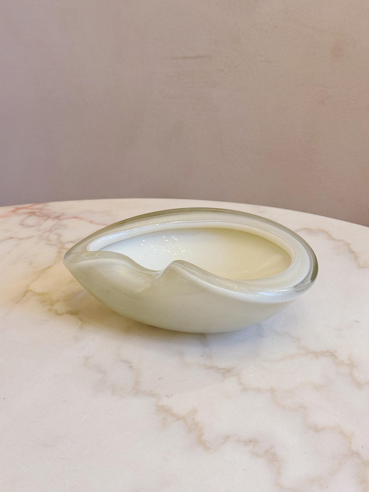 1970s Exceptional Large Cream & Gold Folded Murano Glass Bowl