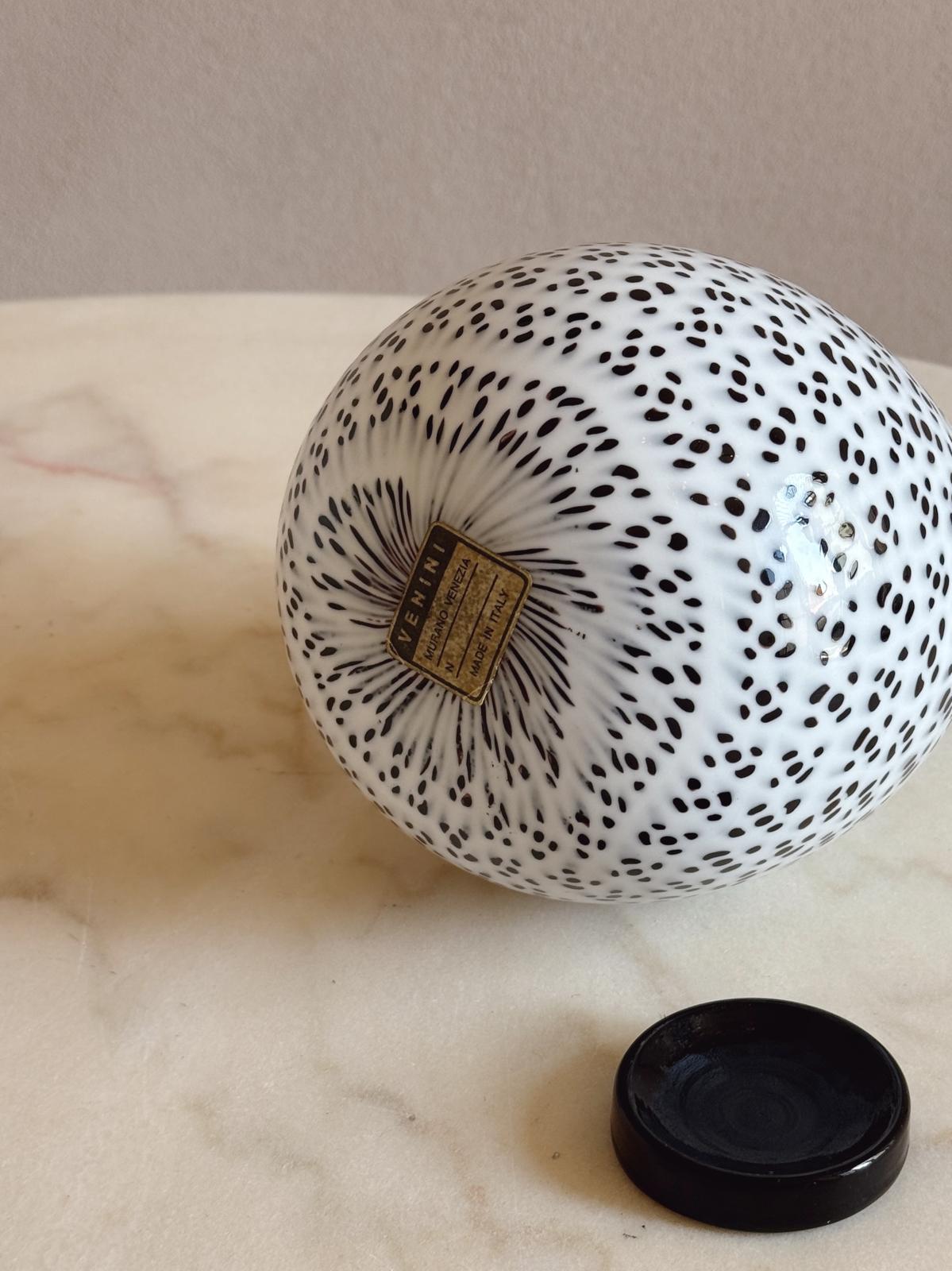 1960s Murano Glass 'Uovo' for Venini by Ludovico Diaz de Santillana