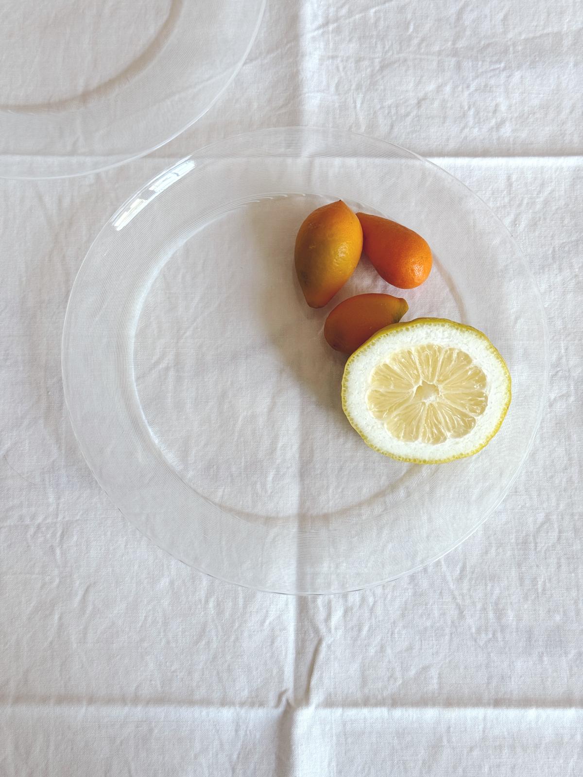 Pair of 1950s Striped Filigrana Venini Hand-blown Murano Glass Plates