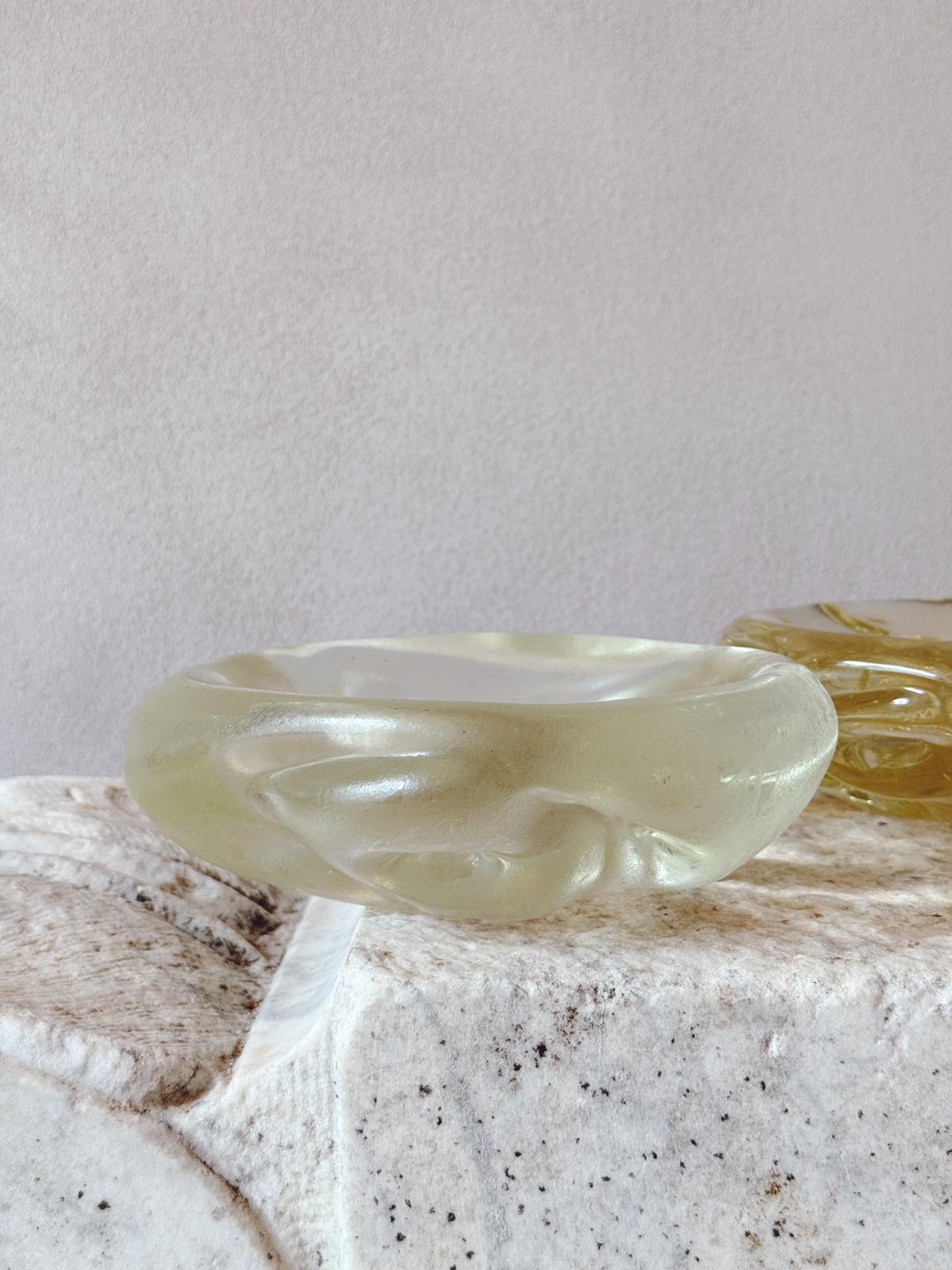 1960s Pair of Murano Glass Bowls in Frosted and Gold Leaf Glass