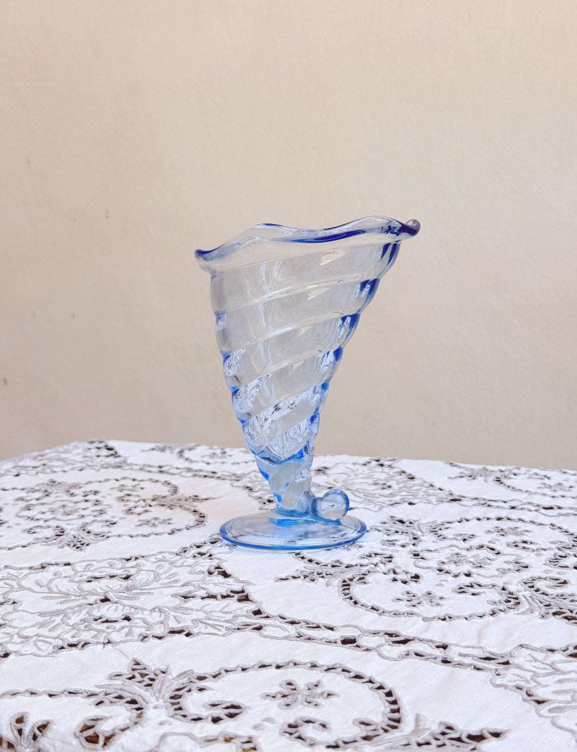 Set of Six Blue shell gelato bowls