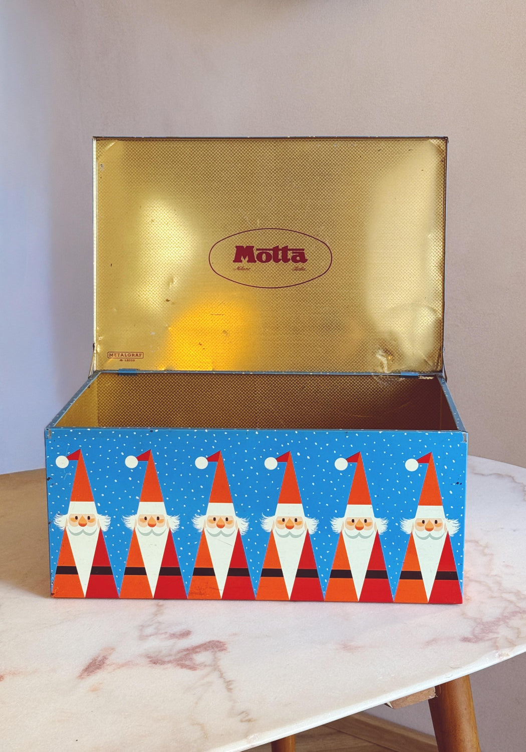 Motta 1950s Blue Medium Christmas Tin