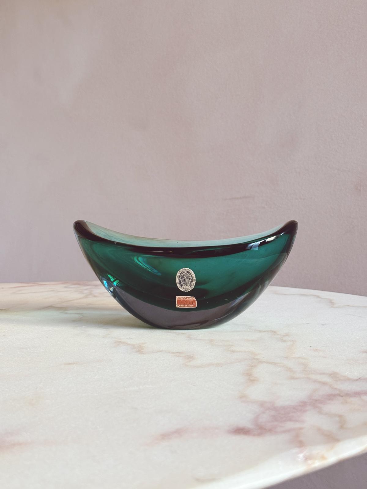 1970s Exceptional Seguso Marine Blue Sommerso Bowl with original Stickers