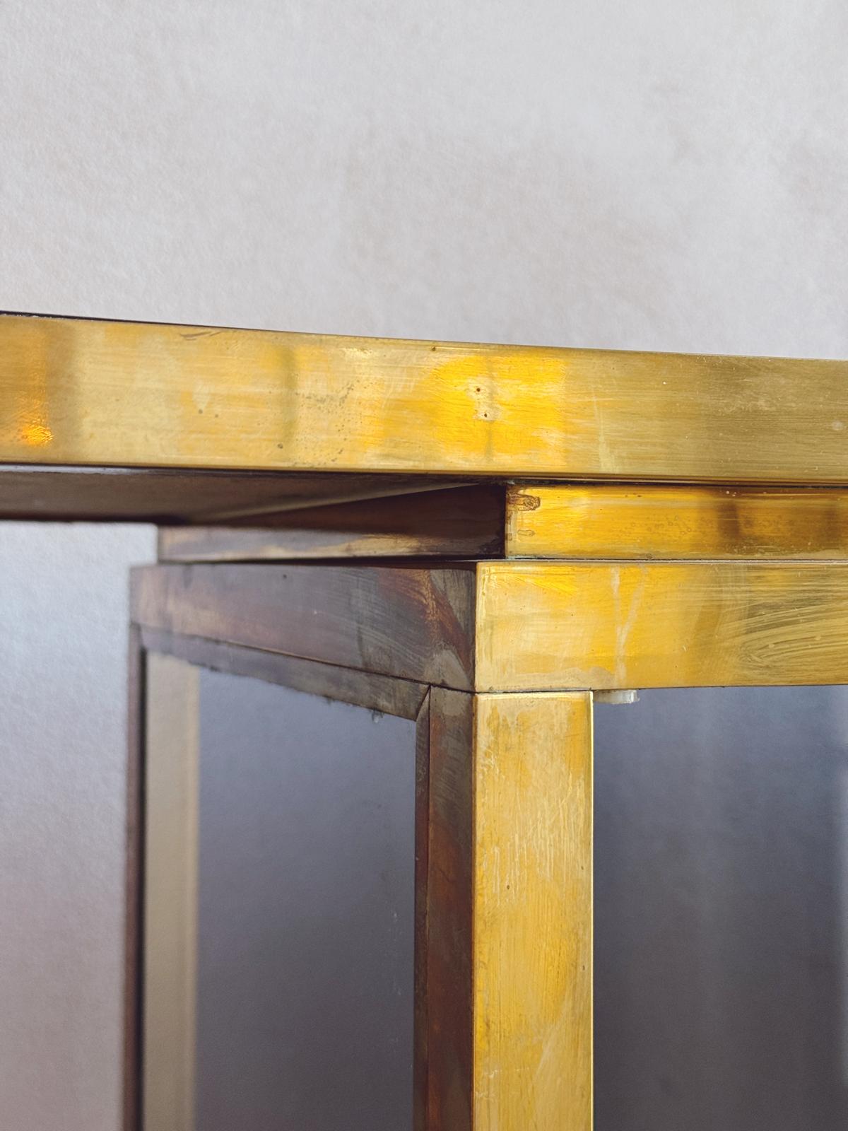 1970s Brass and Glass Italian Display Cabinet