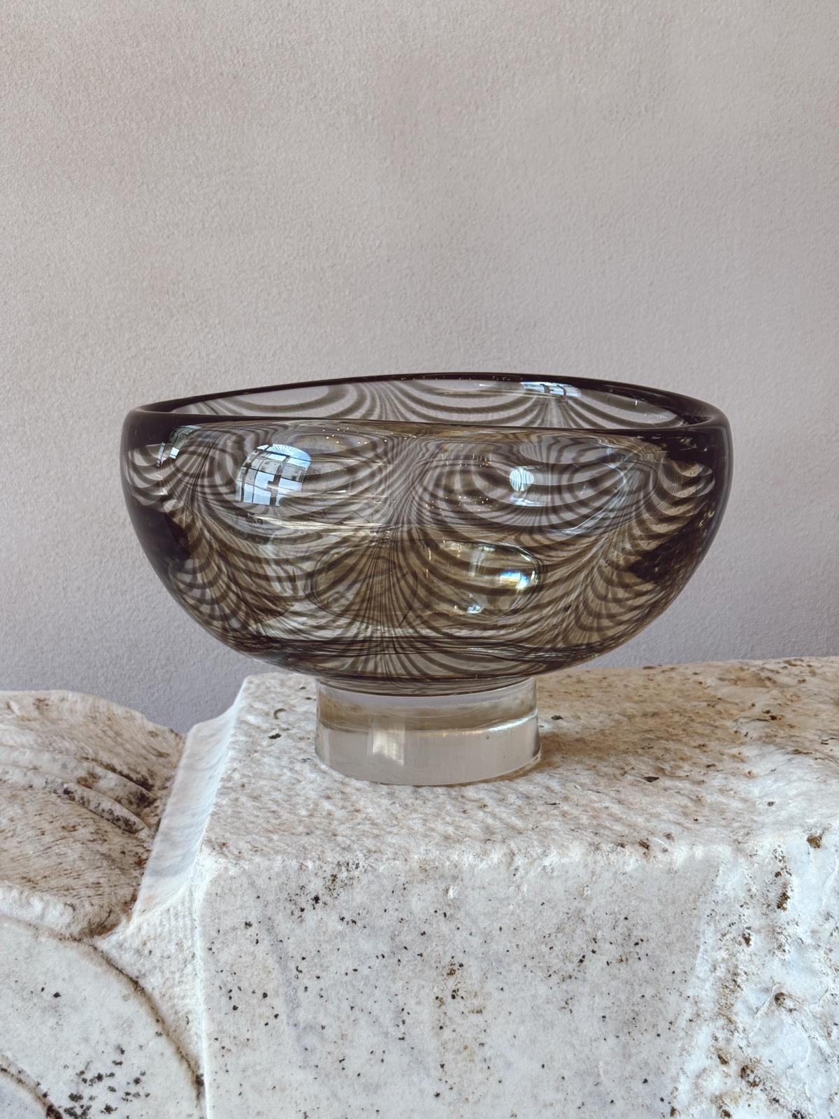 1970s Large Murano Glass Centrepiece with spider effect by Cenedese