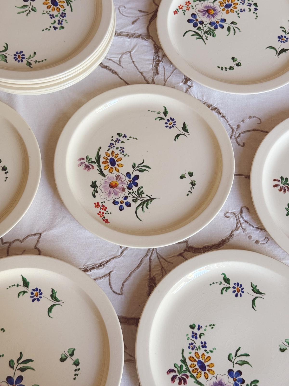 1950s Set of 12 Richard Ginori hand-painted Flower Plates