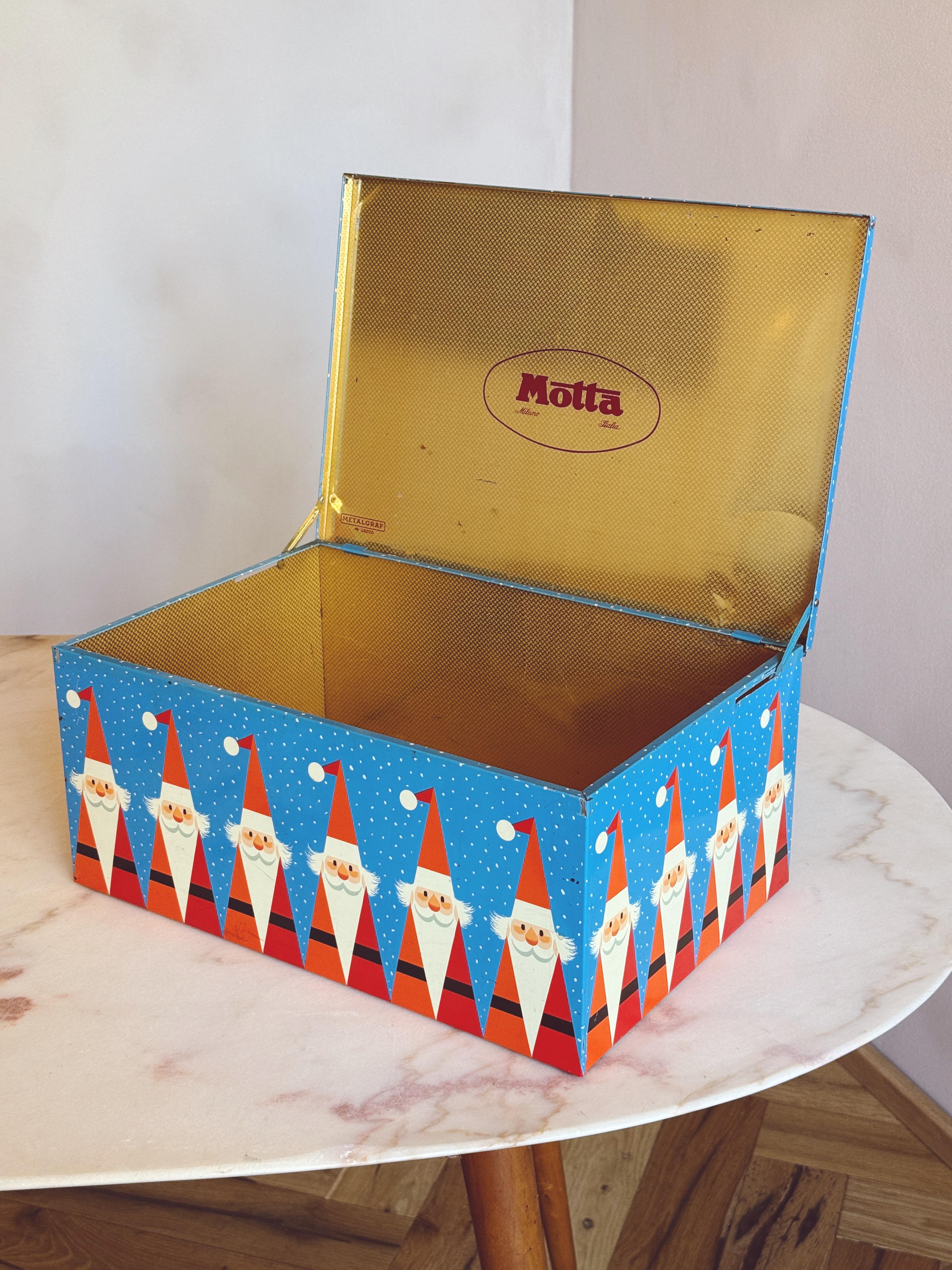 Motta 1950s Blue Medium Christmas Tin