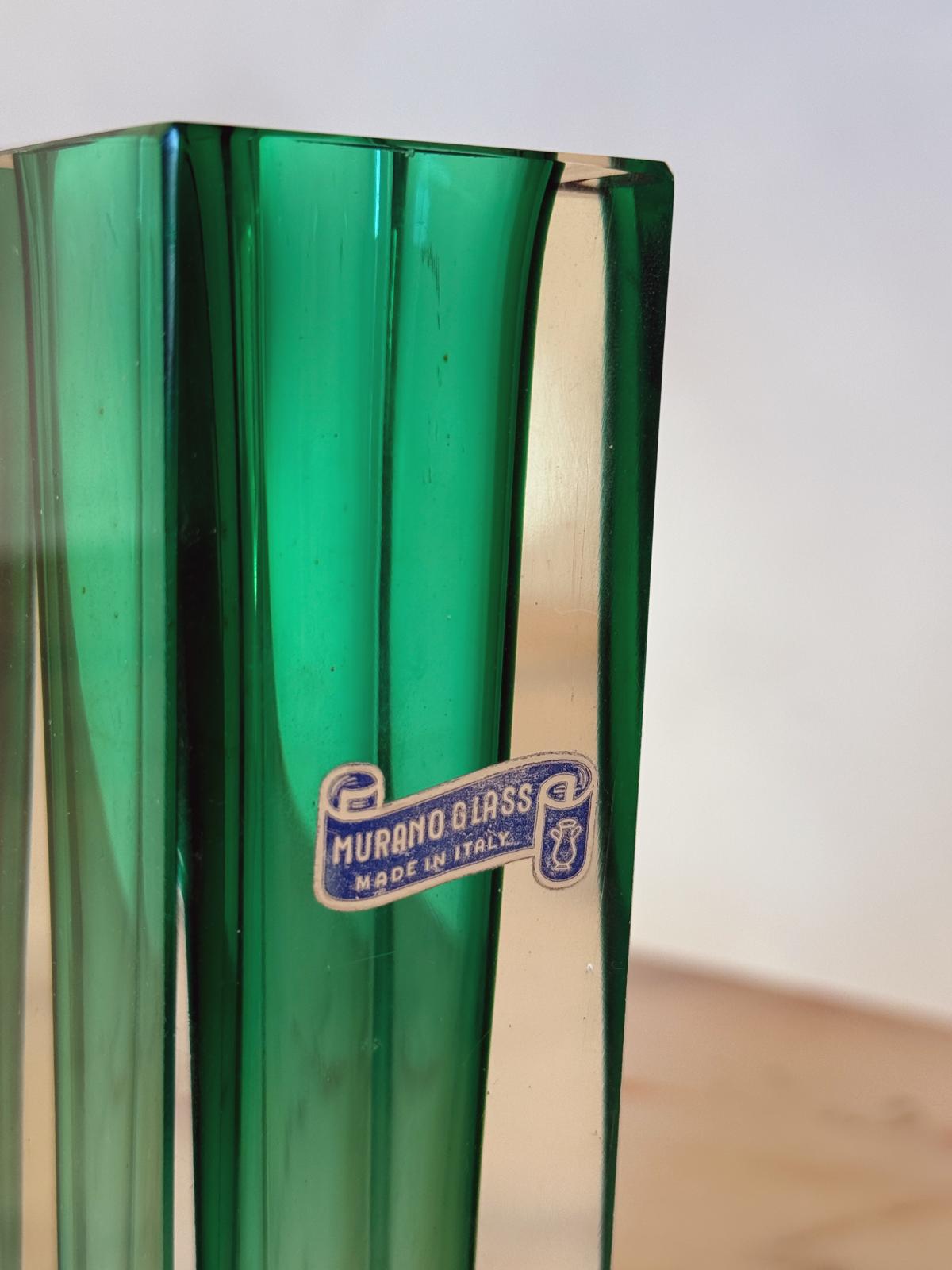 1970s Mandruzzato Small Emerald Green Oblong Murano Glass Vase