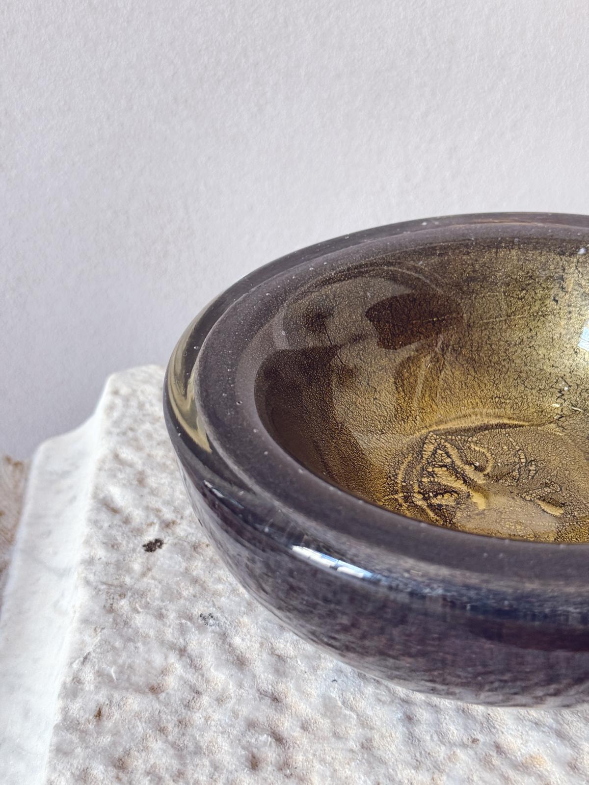 1970s Brown and Gold Murano glass bowl