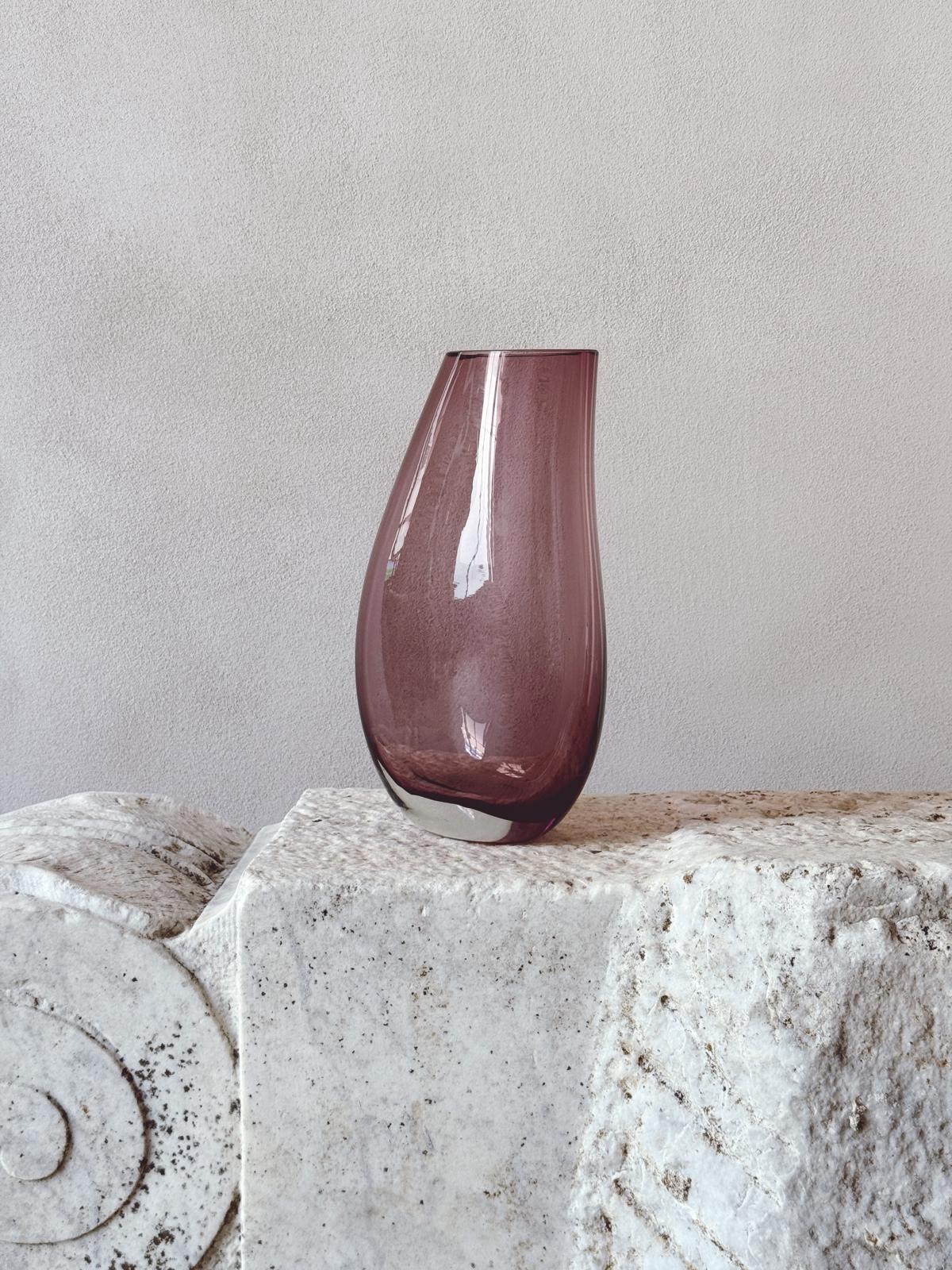 1970s Hand-blown Murano Glass Amethyst Vase