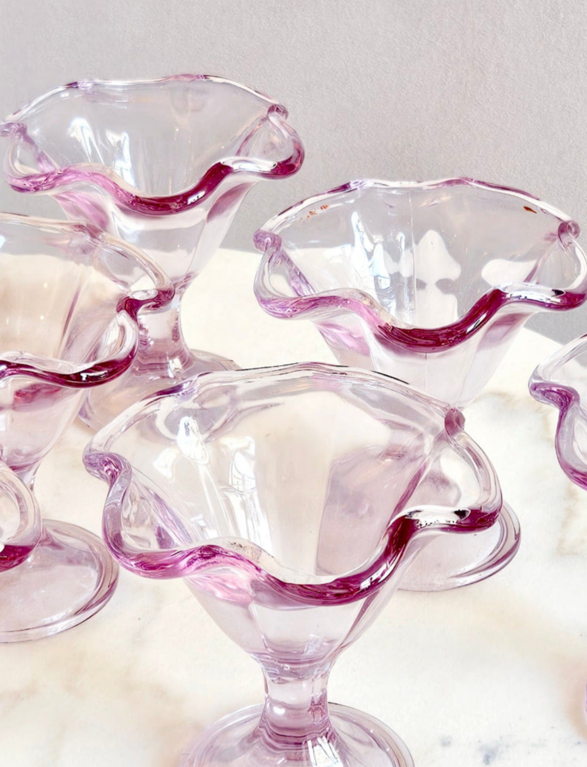 Set of 1970s Glass Gelato Bowls in Lilac