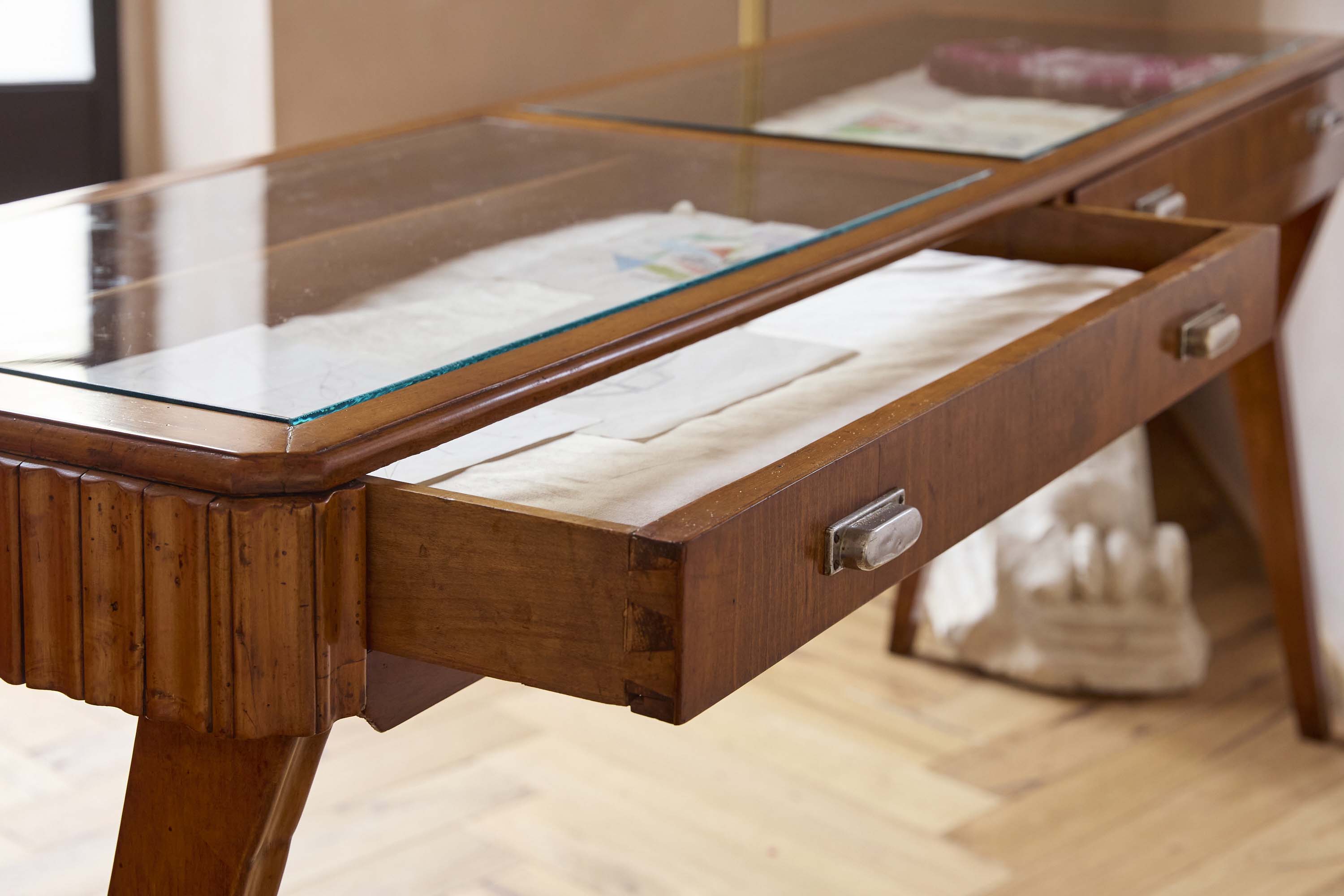 1950s Italian shop display table