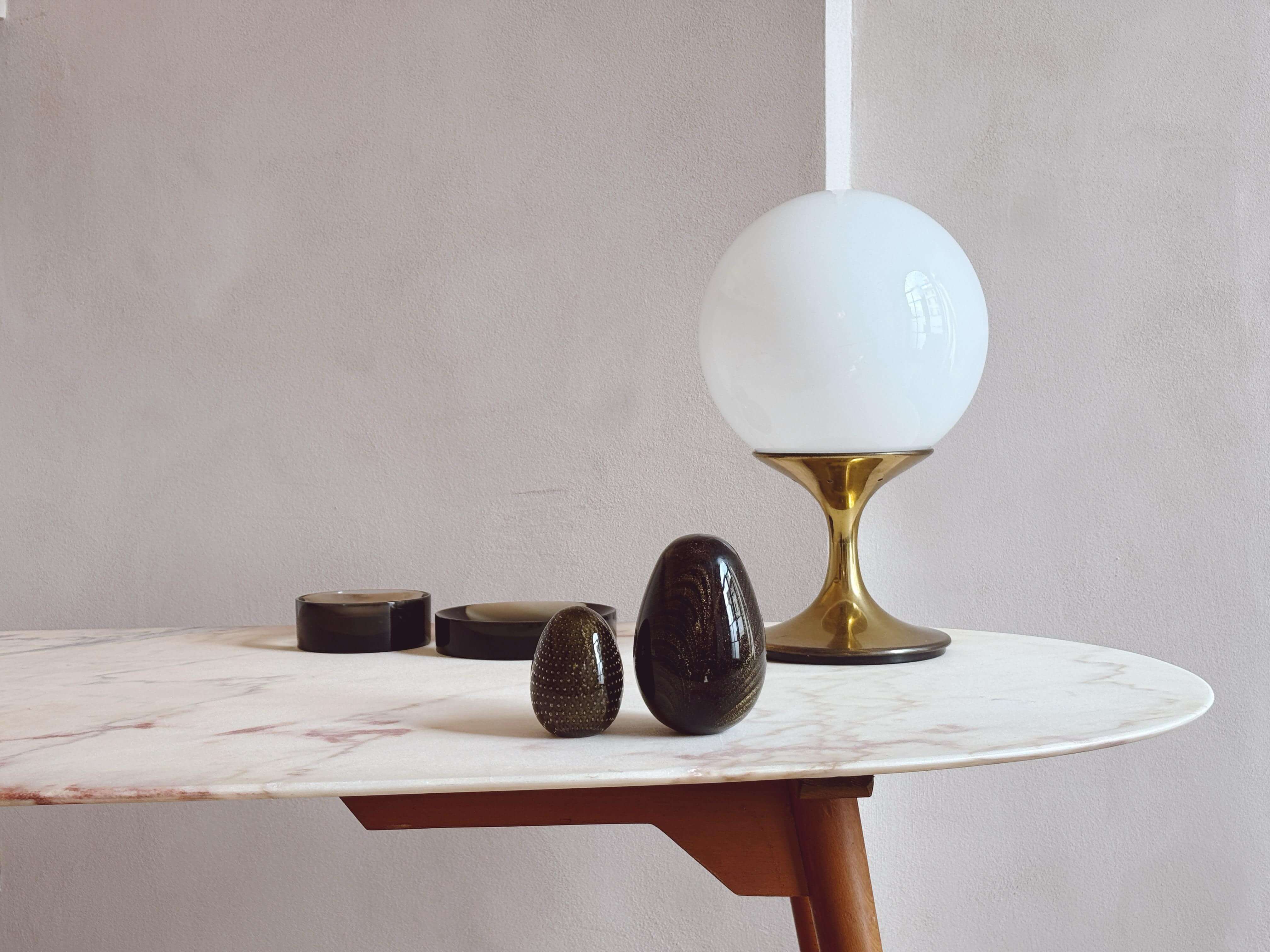 Pair of 1960s Venini Black & Gold hand-blown Murano Glass Signed Eggs