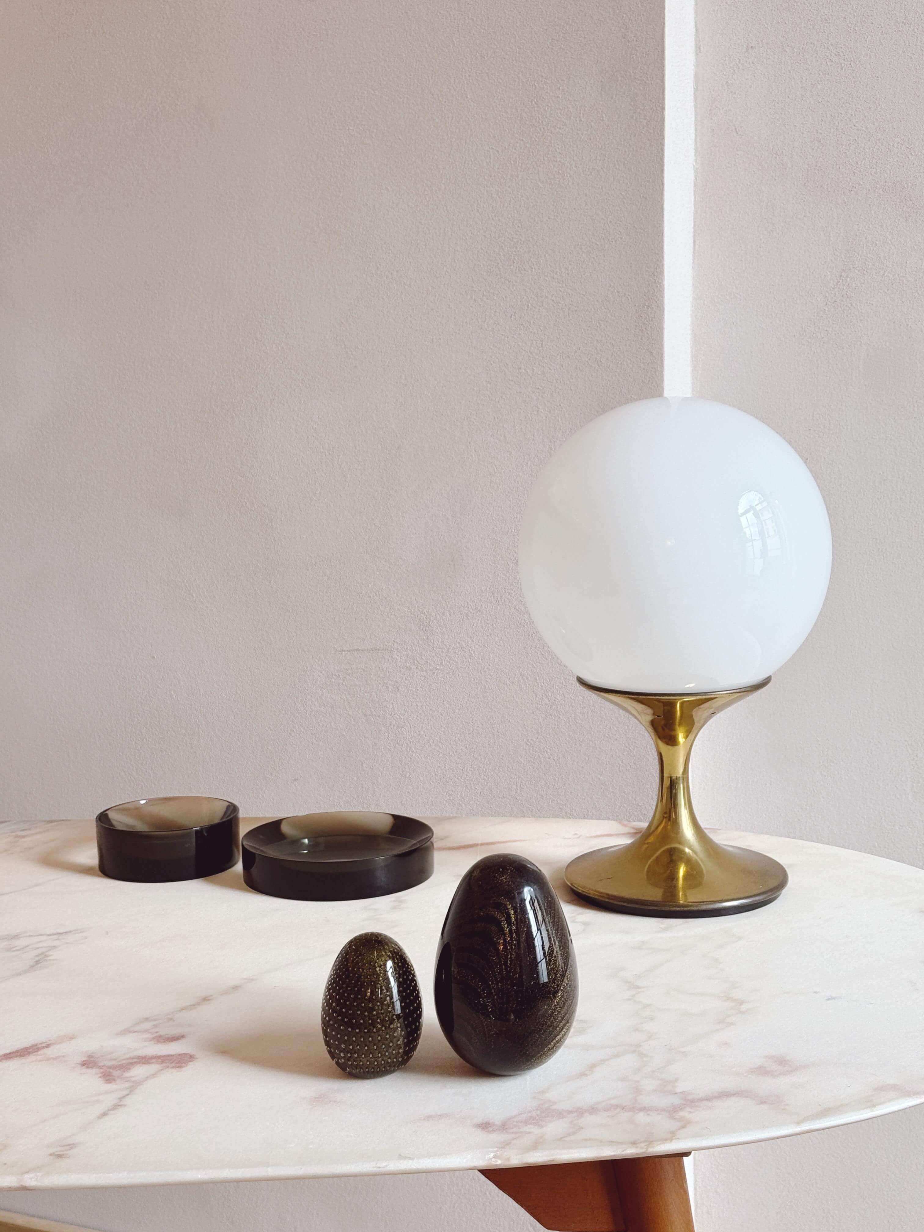 Pair of 1960s Venini Black & Gold hand-blown Murano Glass Signed Eggs