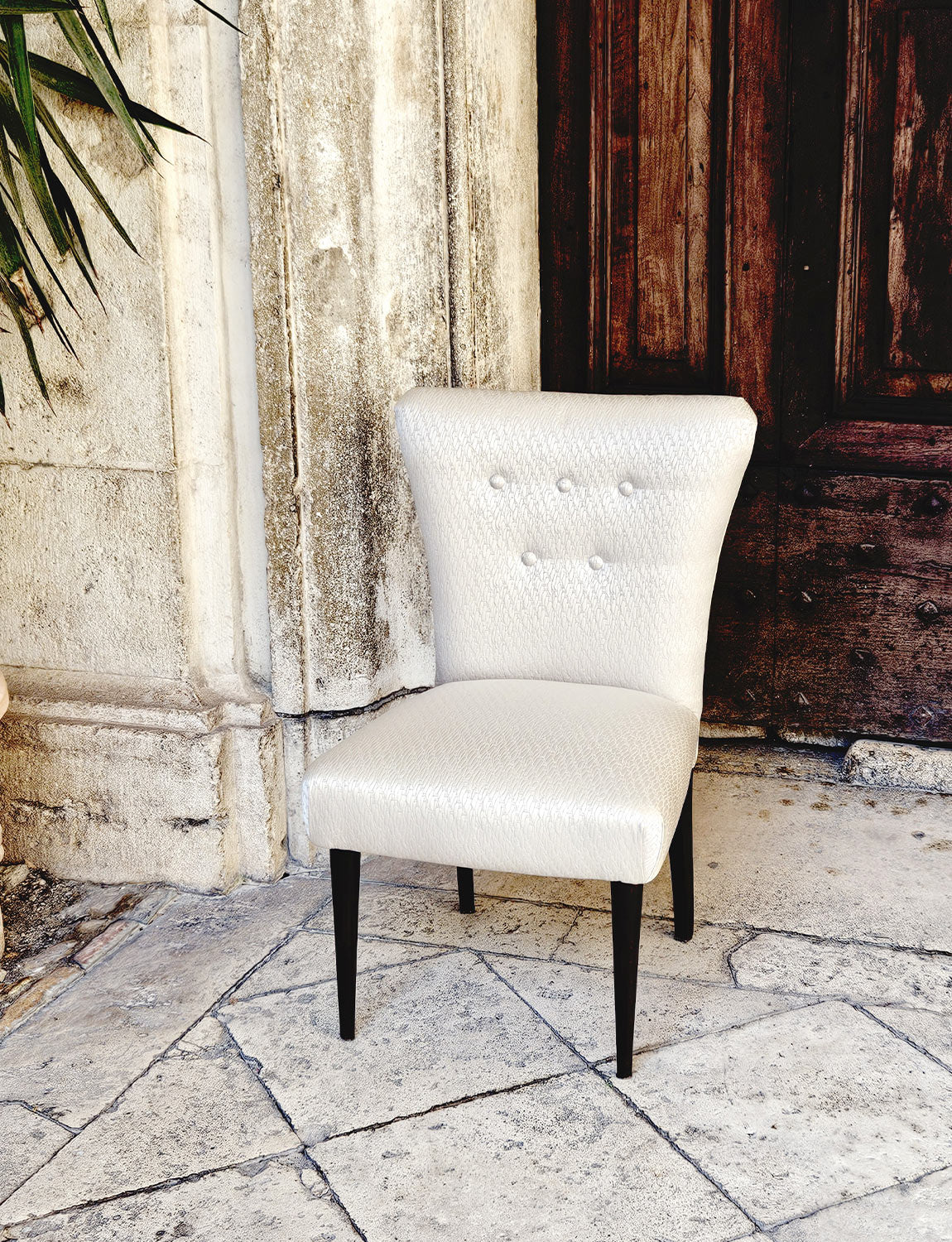 Pair of 1960s Italian Chairs Reupholstered in Cream Silk Fabric