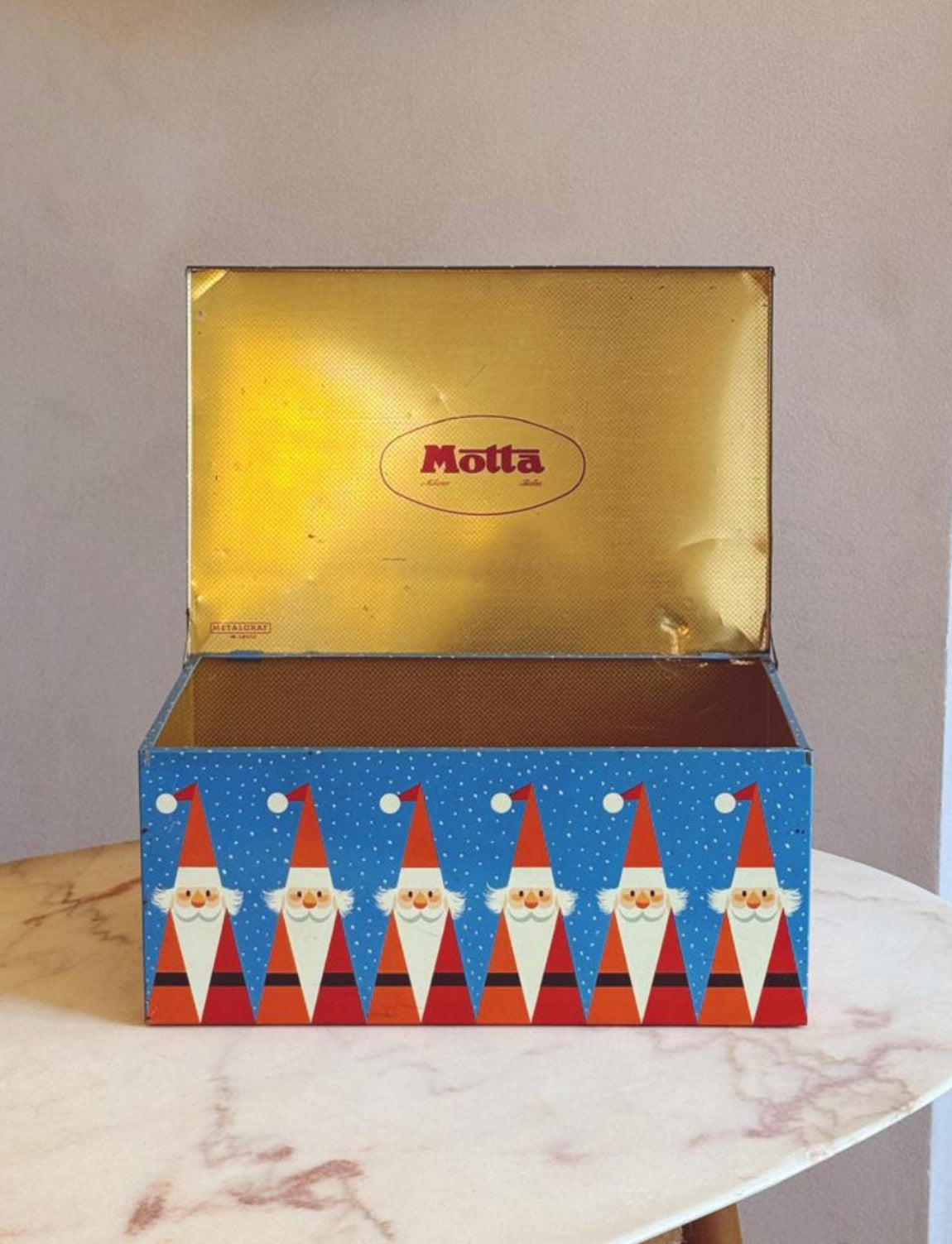 Motta 1950s Blue Medium Christmas Tin