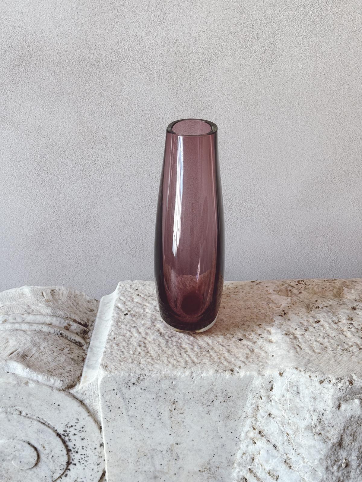 1970s Hand-blown Murano Glass Amethyst Vase