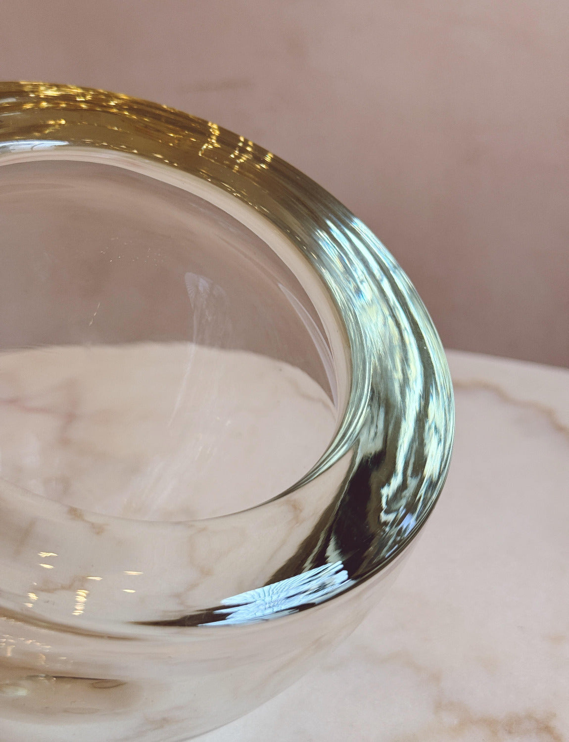 1960s Large Transparent Bowl by Alfredo Barbini