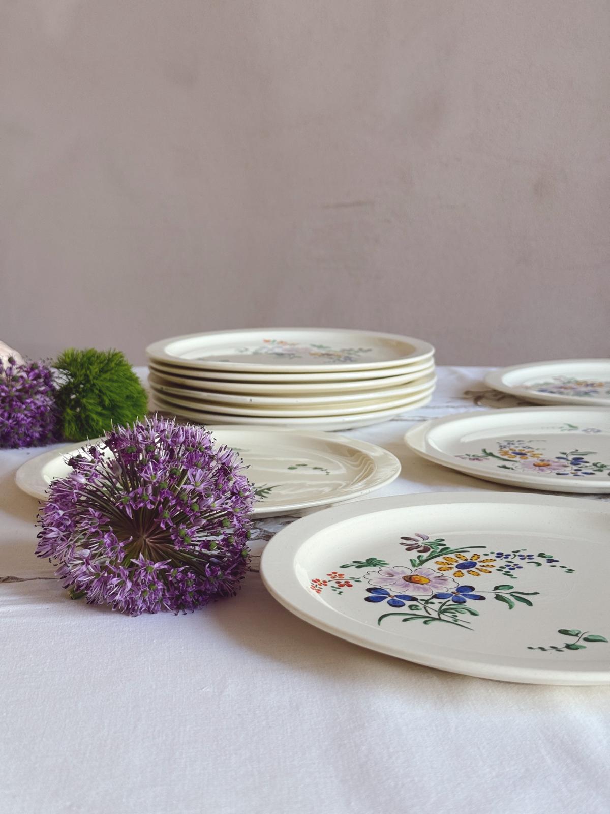 1950s Set of 12 Richard Ginori hand-painted Flower Plates