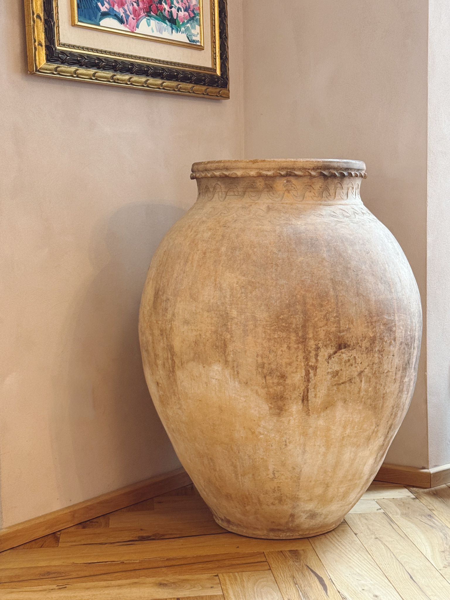 1800s Pugliese Orcio with decorative rim