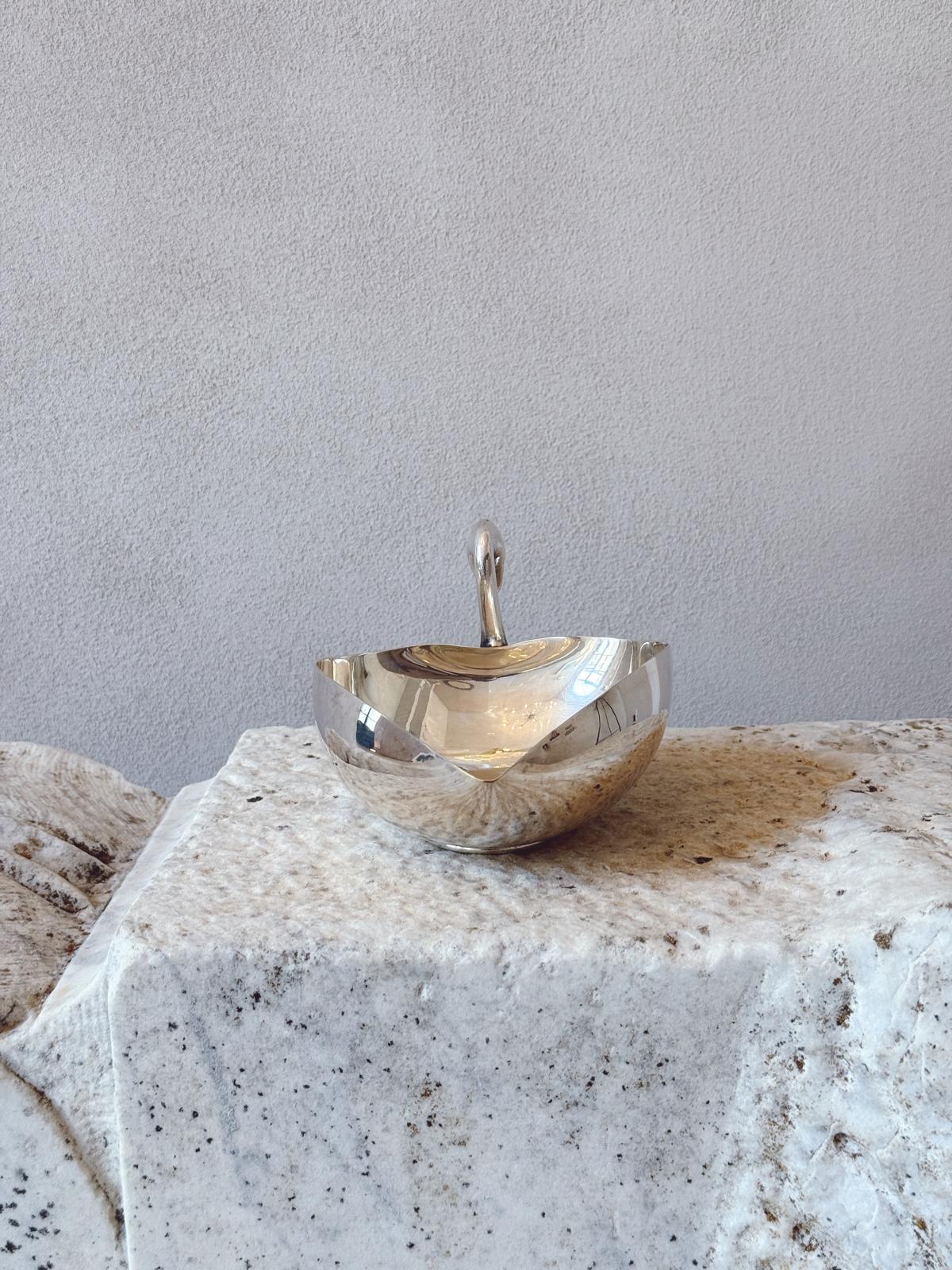 1960s Silver-Plated Goose Head Bowl by Gallia for Christofle