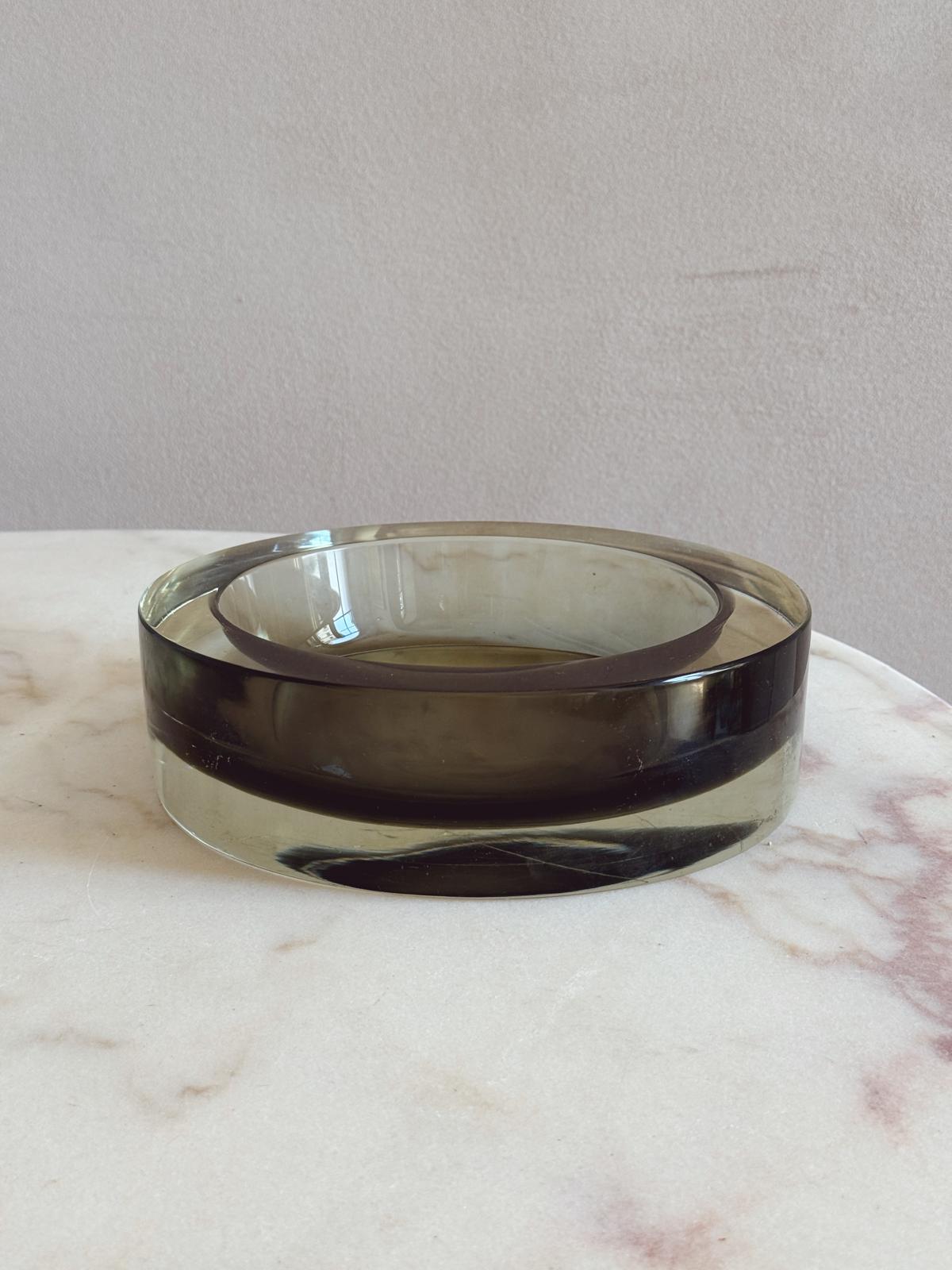 1960s Flavio Poli Large circular grey bowl