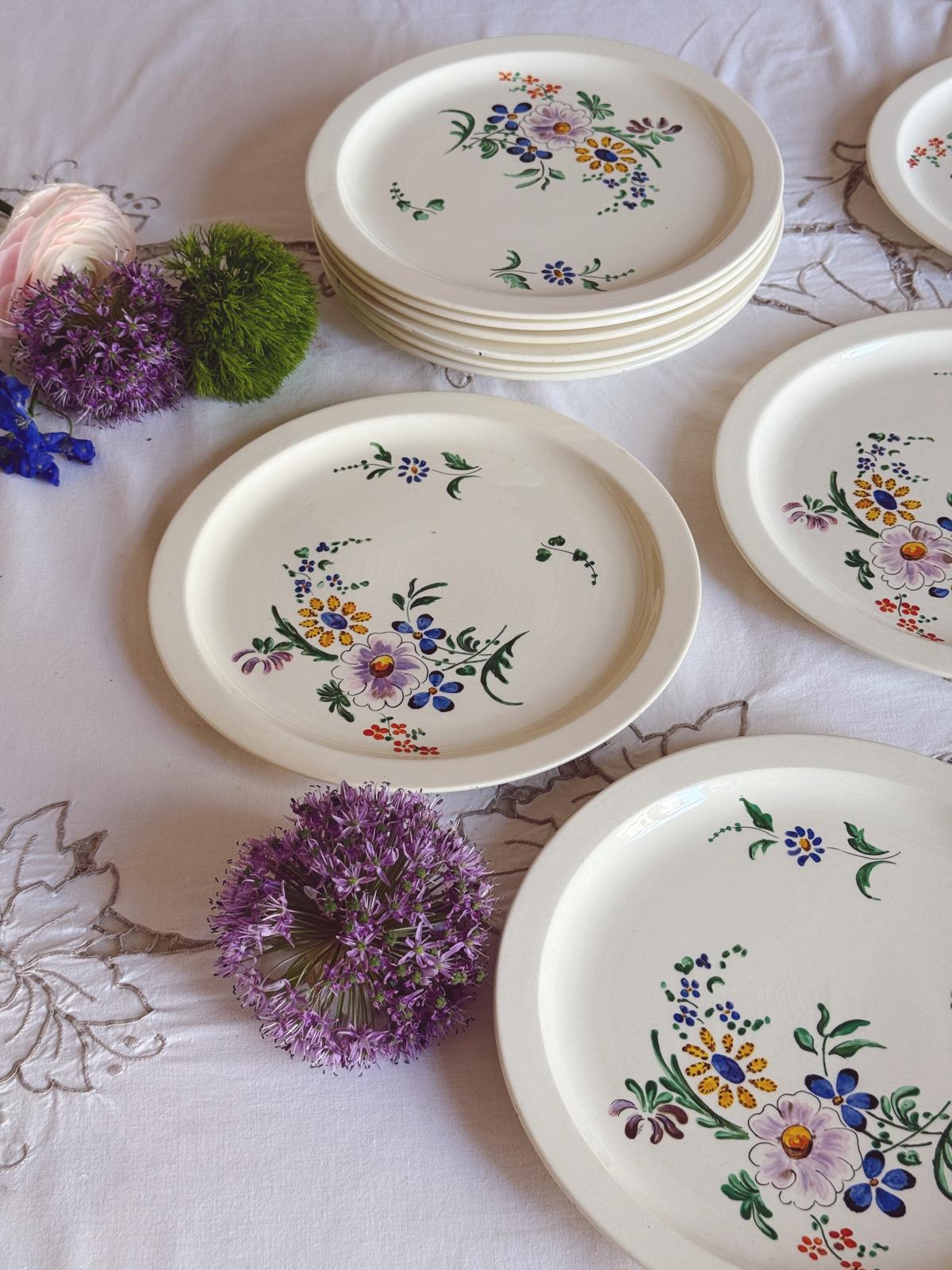 1950s Set of 12 Richard Ginori hand-painted Flower Plates