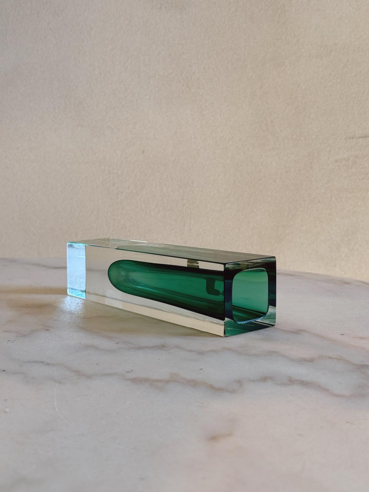 1970s Mandruzzato Small Emerald Green Oblong Murano Glass Vase