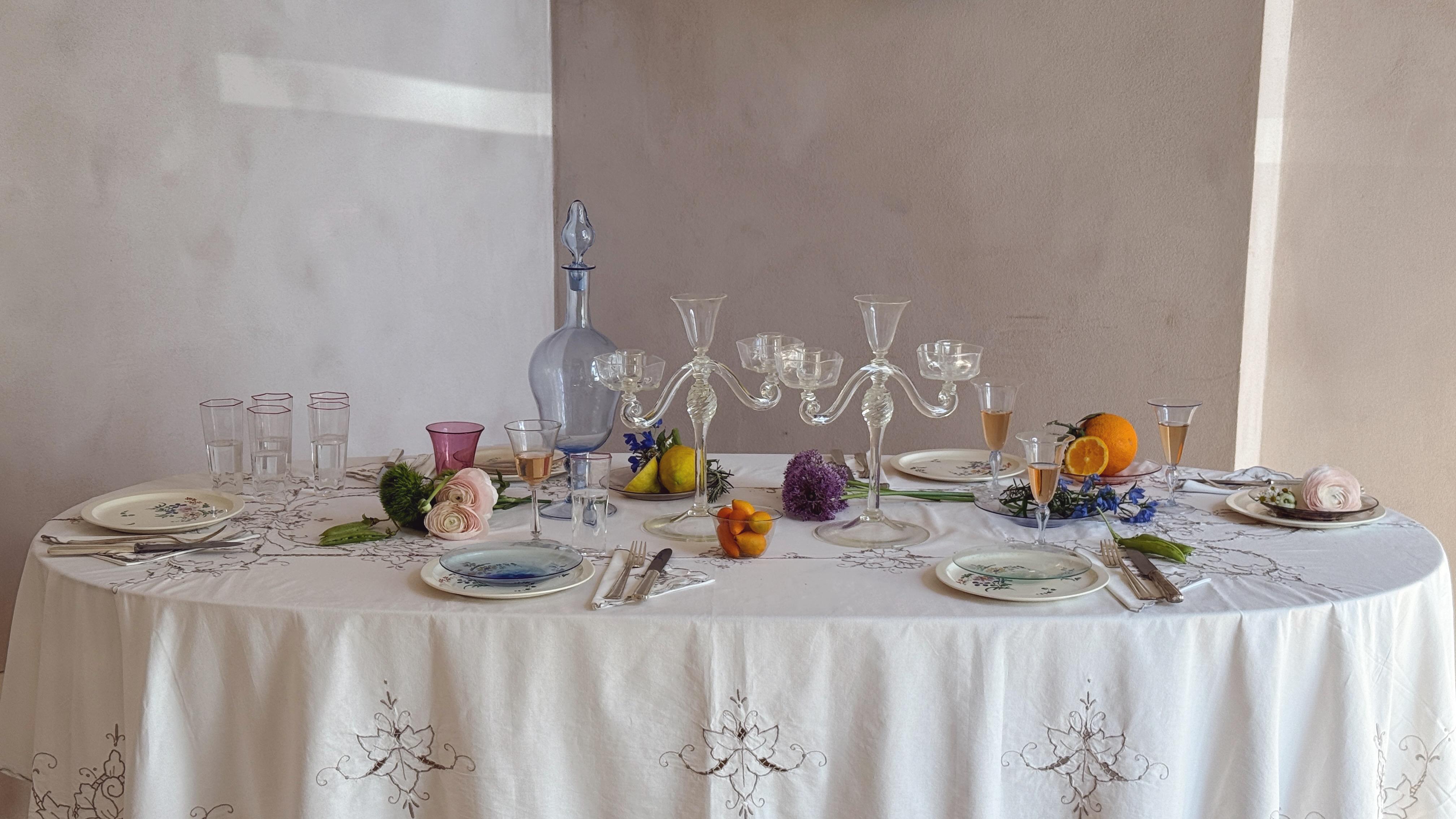 1950s Hand-embroidered Tablecloth with 6 Napkins