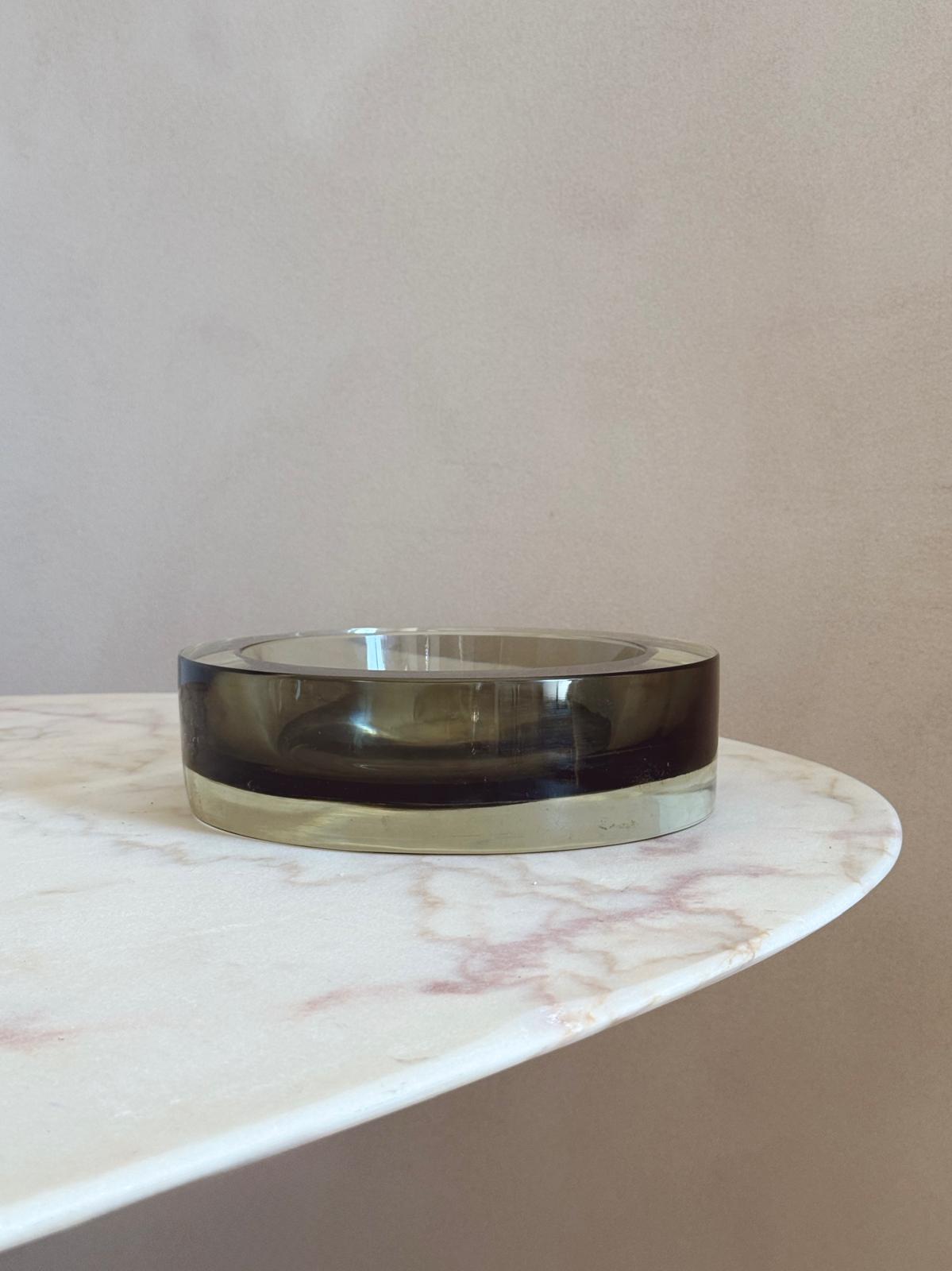 1960s Flavio Poli Large circular grey bowl