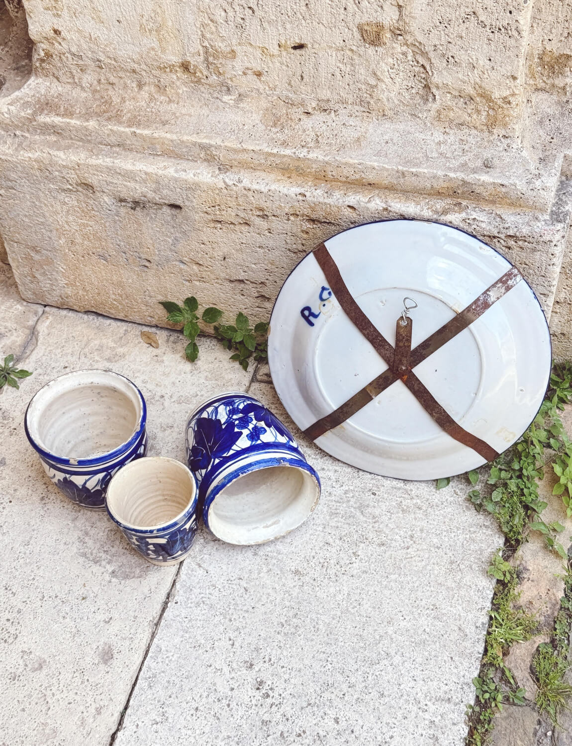 Three Hand-painted Ceramic Pugliese Pots with Sicilian Flower Plate, 1800s