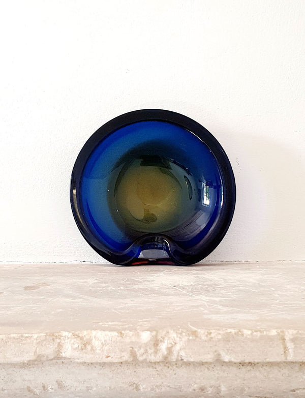 1970s Round dark navy blue hand-blown bowl